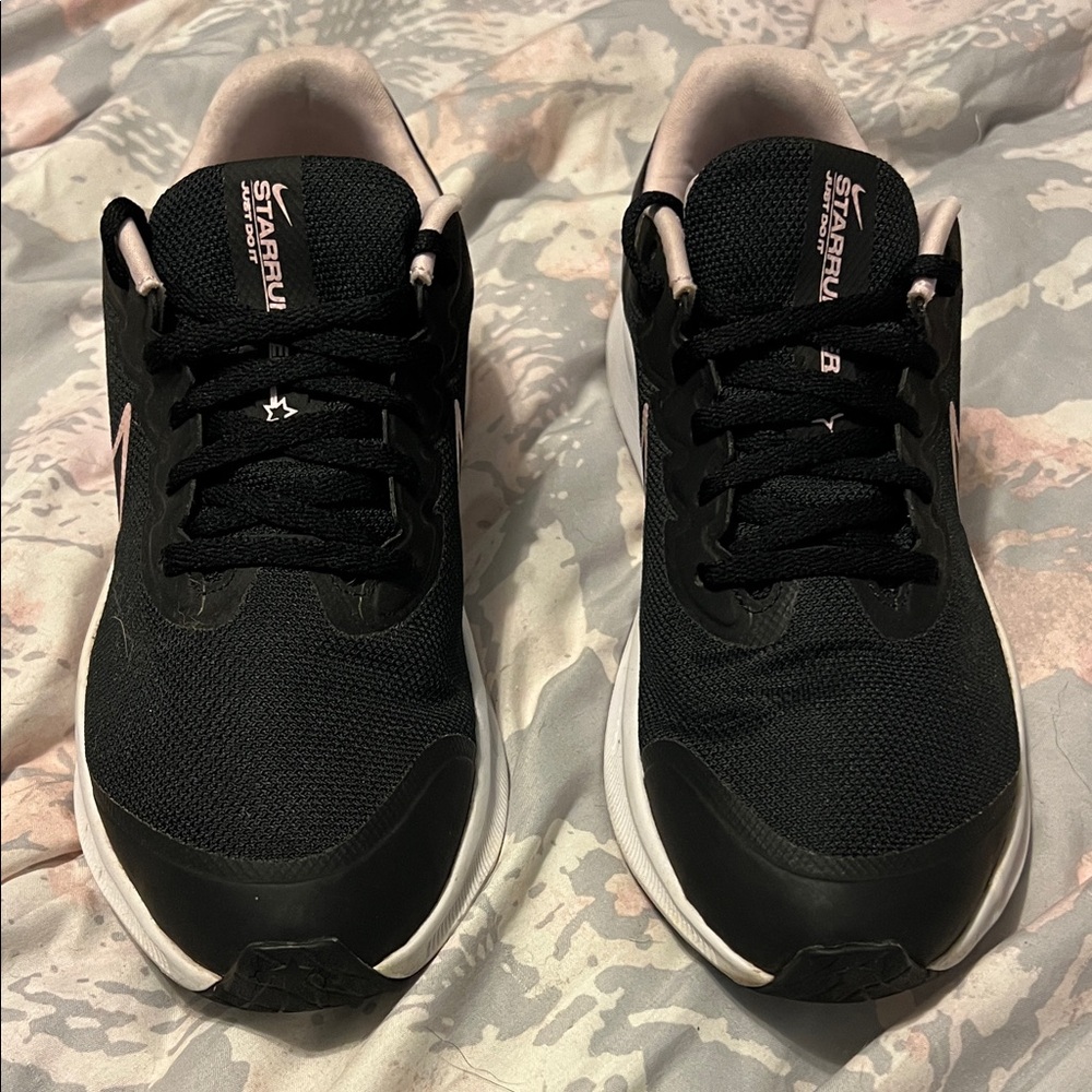 Nike Black and Pink Star Runner Sneakers